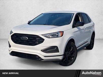 Used 2022 Ford Edge SE w/ Black Appearance Package