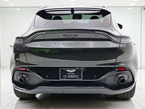 Used 2021 Aston Martin DBX AWD/4WD image 10