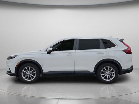 Used 2025 Honda CR-V EX image 3