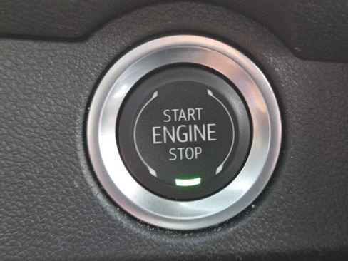 Used 2024 Chevrolet Traverse RS AWD/4WD image 11