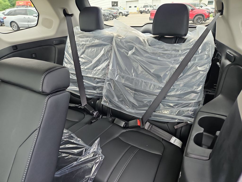 New 2026 Honda Pilot Touring image 27