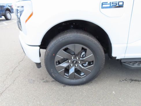 New 2025 Ford F150 Lightning Flash image 9