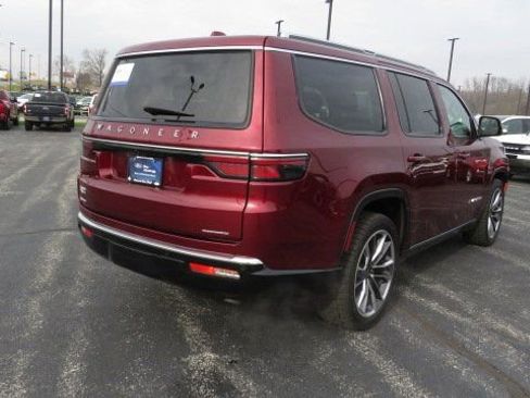 Used 2022 Jeep Wagoneer Series III w/ Premium Group I image 7