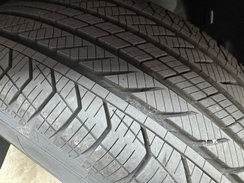 New 2025 Mercedes-Benz GLC 350e 4MATIC image 29