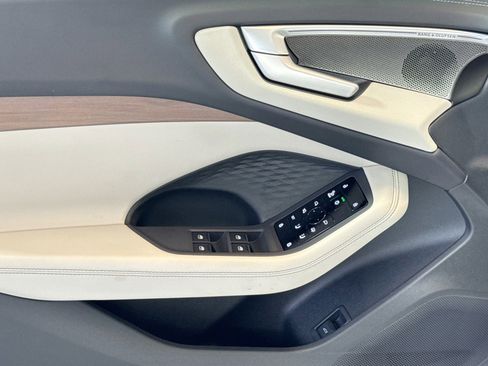 Used 2025 Audi A5 2.0T Prestige w/ 19" Wheel Package image 16