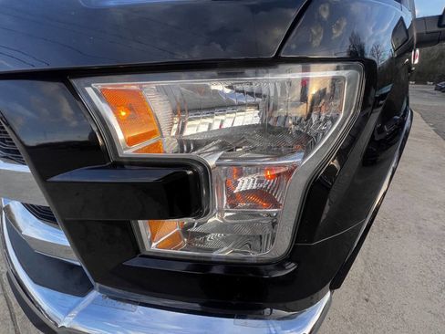 Used 2017 Ford F150 Lariat image 19