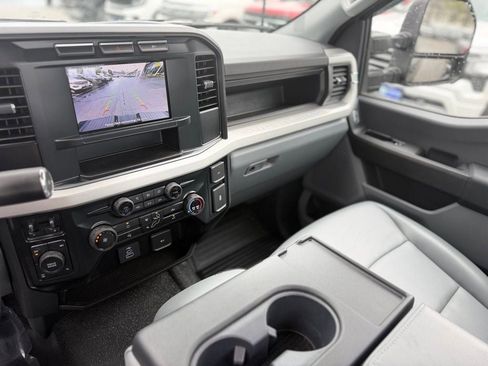 Used 2024 Ford F250 XL w/ XL Chrome Package AWD/4WD image 16