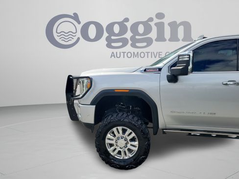Used 2021 GMC Sierra 2500 Denali w/ Denali Ultimate Package AWD/4WD image 31