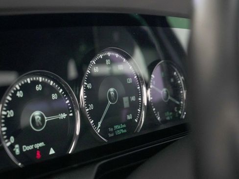 Used 2021 Rolls-Royce Ghost image 31