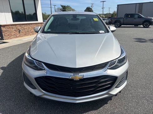 Used 2019 Chevrolet Cruze LT w/ Convenience Package image 10