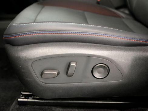 Certified 2024 Chevrolet Equinox EV RS image 16