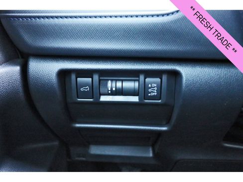 Used 2025 Subaru Forester Premium w/ Convenience Package #1 AWD/4WD image 21