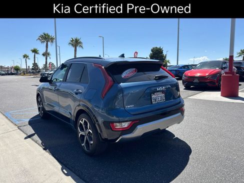 Certified 2025 Kia Niro EX Touring FWD image 12