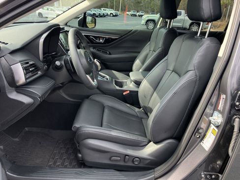 Used 2025 Subaru Outback Touring XT w/ Popular Package #2 image 13