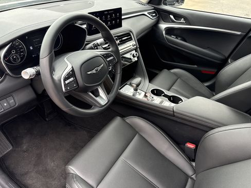 Used 2026 Genesis G70 2.5T RWD image 10
