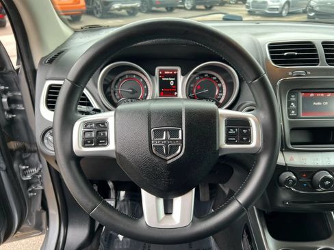 Used 2018 Dodge Journey SE w/ Popular Equipment Group FWD image 11