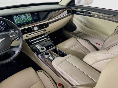 Used 2019 Genesis G90 3.3T Premium RWD image 24