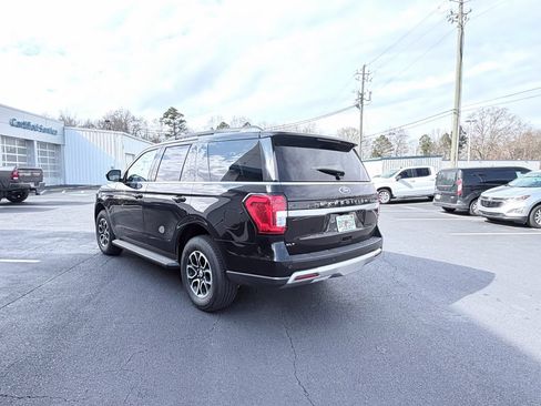 Used 2024 Ford Expedition XLT image 6