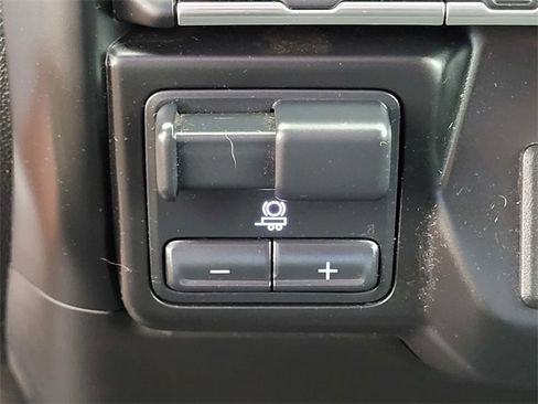 Used 2020 Chevrolet Silverado 2500 LT w/ Z71 Off-Road Package image 14