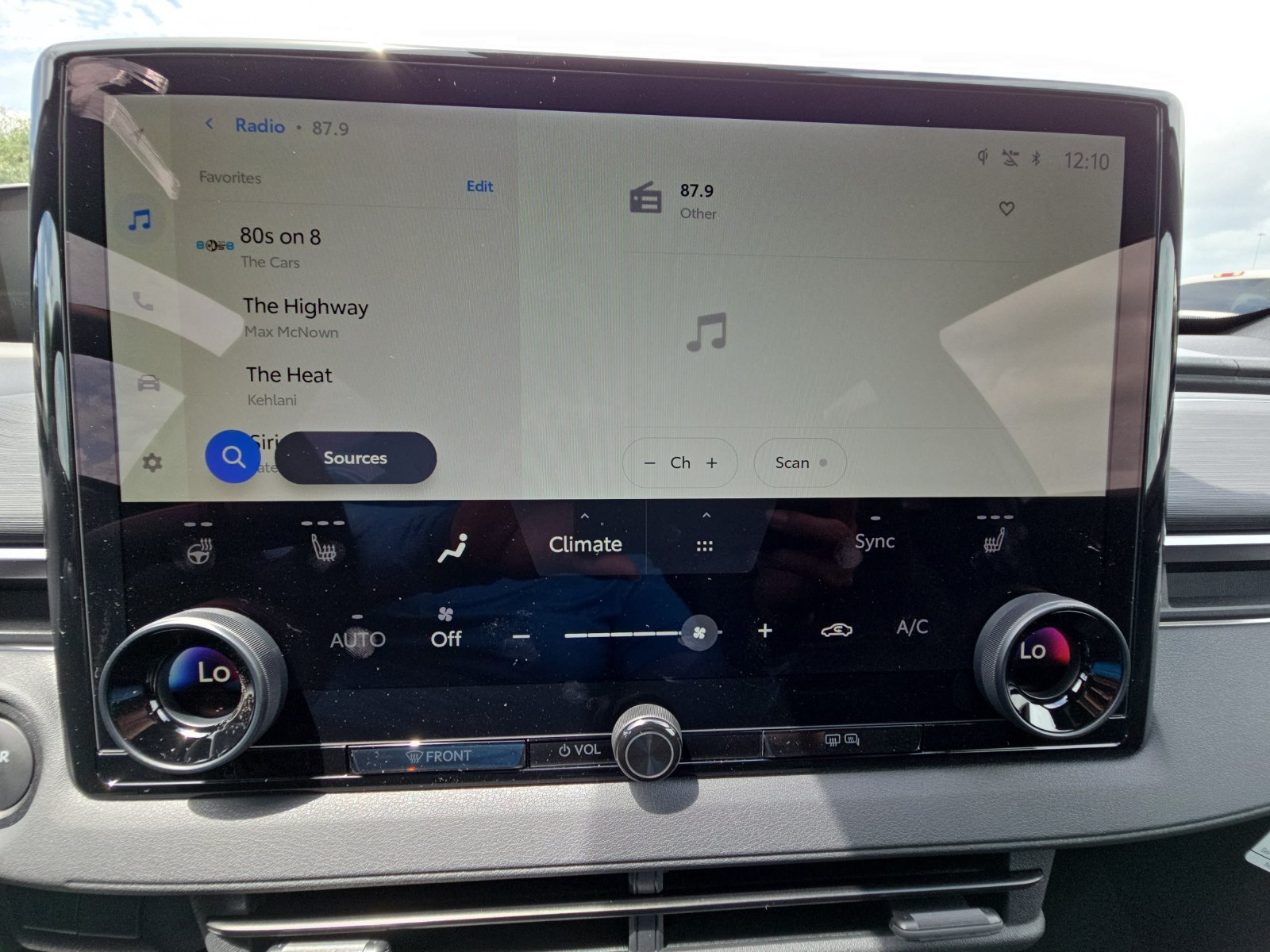 New 2026 Toyota C-HR AWD/4WD image 17
