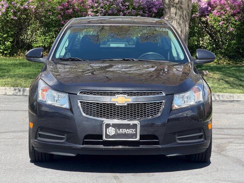 Used 2014 Chevrolet Cruze LT image 2