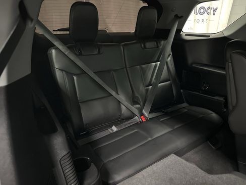 Used 2024 Ford Explorer XLT w/ Equipment Group 202A image 41