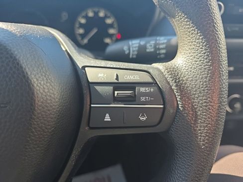 Used 2025 Honda HR-V LX image 23