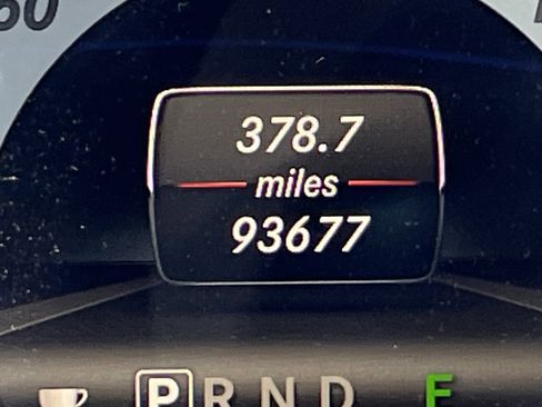 Used 2013 Mercedes-Benz C 300 Sport w/ Multimedia Pkg image 22