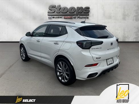 Used 2024 Buick Encore GX Avenir w/ Avenir Convenience Package image 5