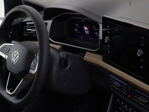 New 2026 Volkswagen Jetta SEL FWD image 22