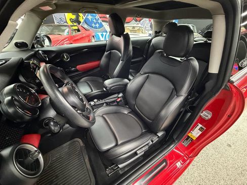 Used 2015 MINI Cooper S FWD image 11
