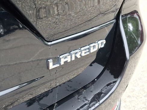 Certified 2023 Jeep Grand Cherokee Laredo w/ Luxury Tech Group I image 28