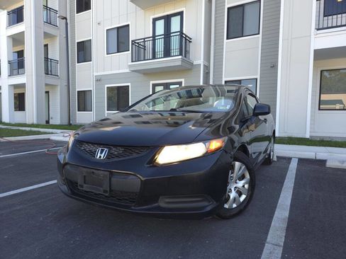 Used 2012 Honda Civic LX image 1