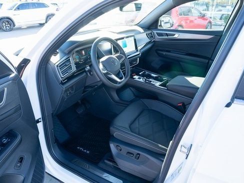 New 2026 Volkswagen Atlas Cross Sport SE image 16