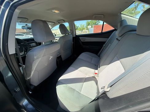 Used 2015 Toyota Corolla LE FWD image 12
