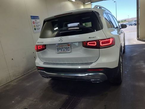 Used 2020 Mercedes-Benz GLB 250 4MATIC image 2