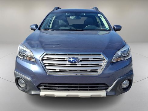Used 2017 Subaru Outback 2.5i Limited image 3