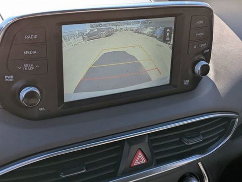 Used 2019 Hyundai Santa Fe SE image 20