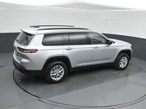 New 2026 Jeep Grand Cherokee L 4WD image 32