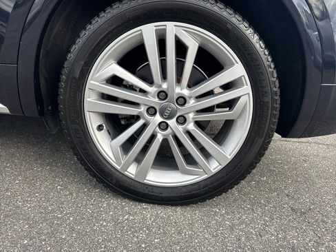 Used 2018 Audi Q5 2.0T Premium Plus w/ Premium Plus Package image 18