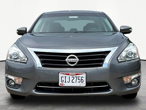 Used 2015 Nissan Altima 2.5 SL w/ Moonroof Package FWD image 2