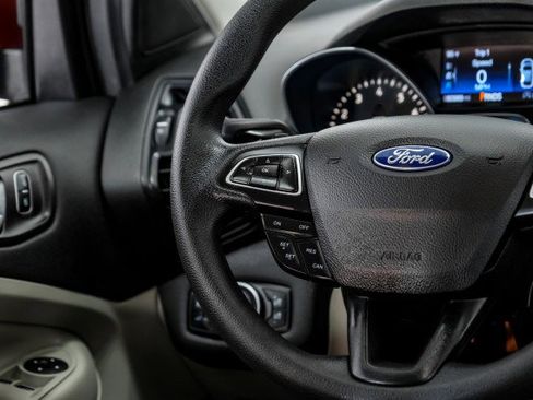 Used 2017 Ford Escape SE w/ Equipment Group 201A AWD/4WD image 15
