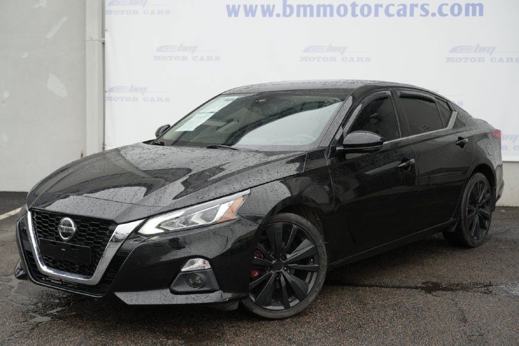 Used 2019 Nissan Altima 2.5 Platinum AWD/4WD image 2