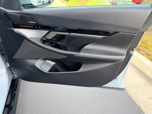 Used 2026 BMW 530i xDrive image 22