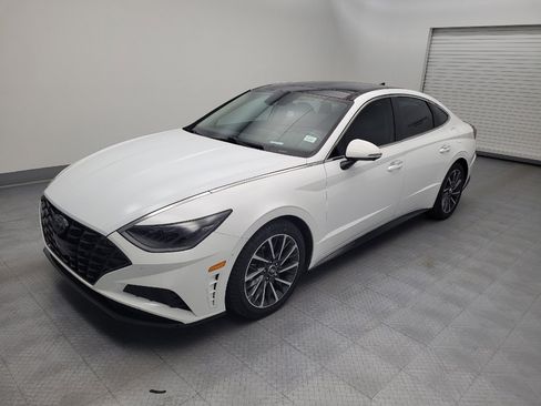 Used 2020 Hyundai Sonata Limited FWD image 2