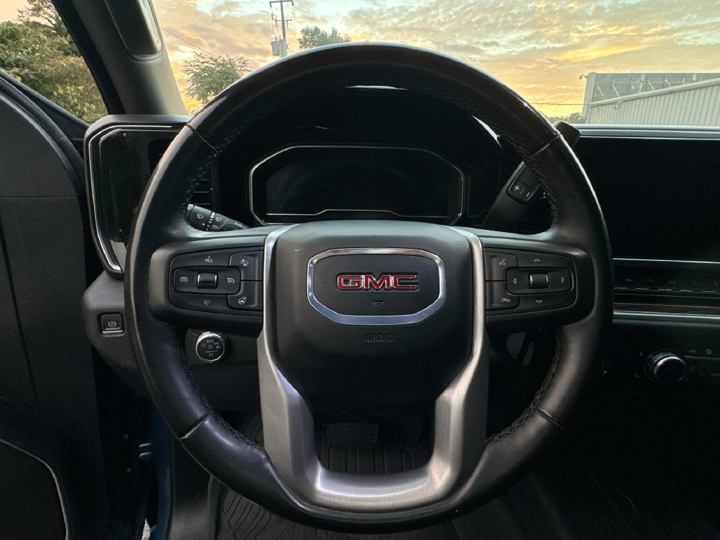 Used 2024 GMC Sierra 1500 Elevation AWD/4WD image 16