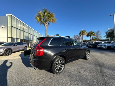 Used 2019 Volvo XC90 T6 Momentum image 14