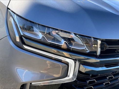 Used 2021 Chevrolet Tahoe Z71 w/ Z71 Off-Road Package image 29