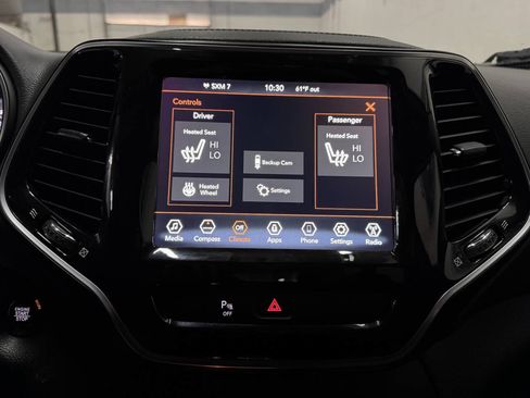Used 2019 Jeep Cherokee Limited AWD/4WD image 27