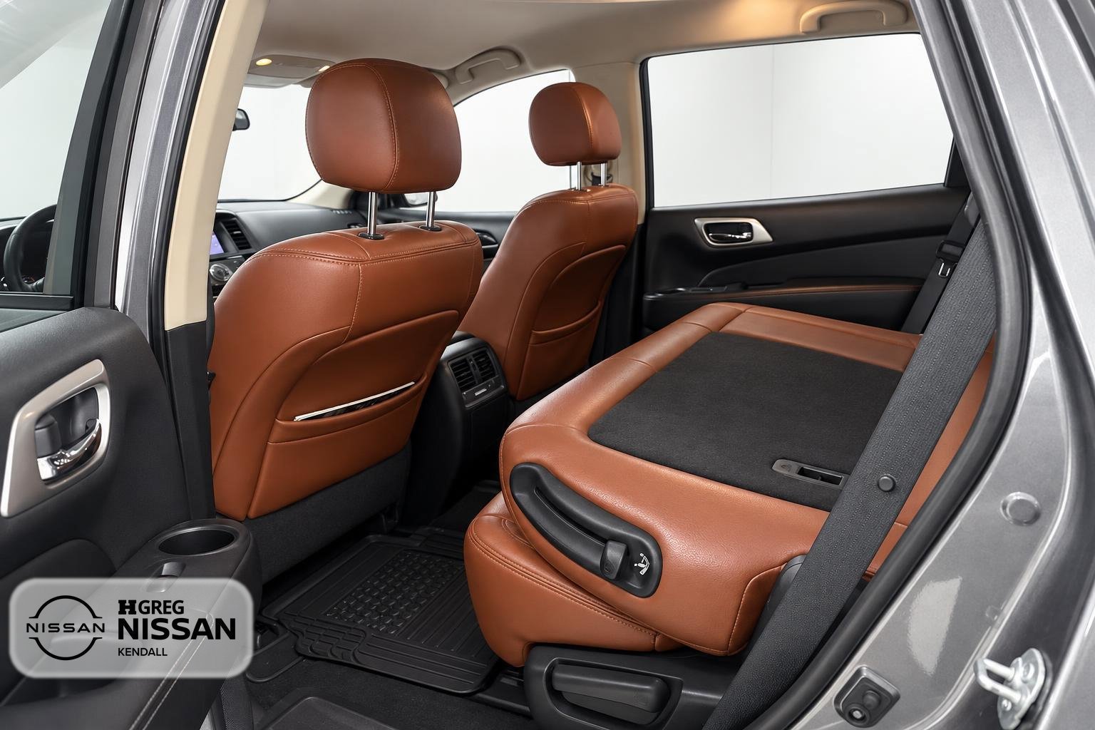 Used 2018 Nissan Pathfinder S FWD image 10